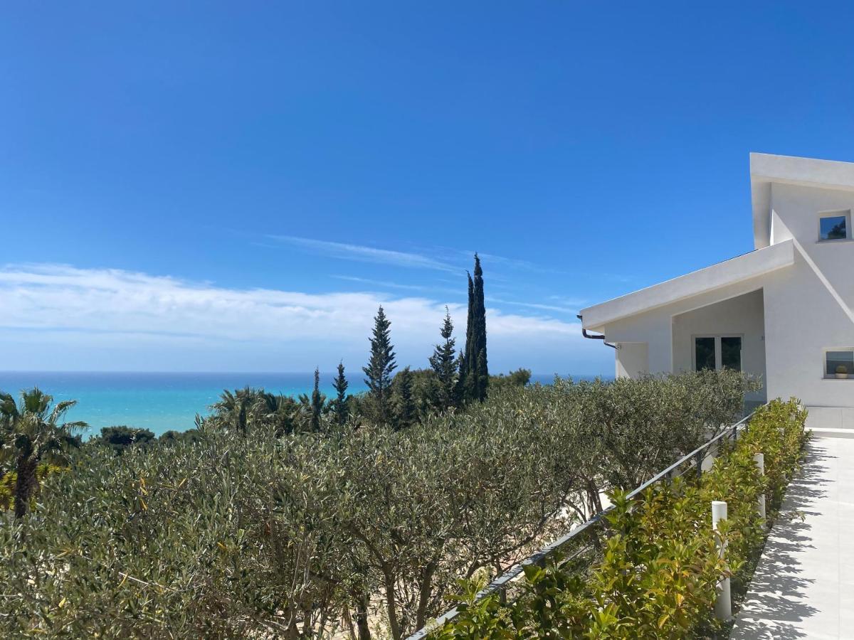 Il Mare Di Giu Boutique Guesthouse Licata Bagian luar foto