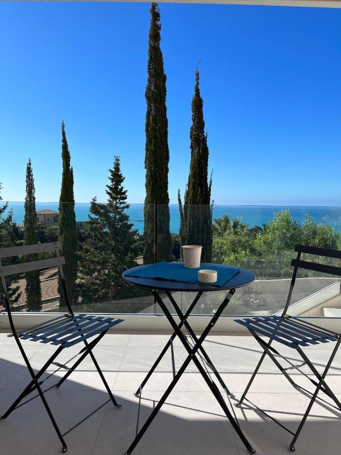 Il Mare Di Giu Boutique Guesthouse Licata Bagian luar foto