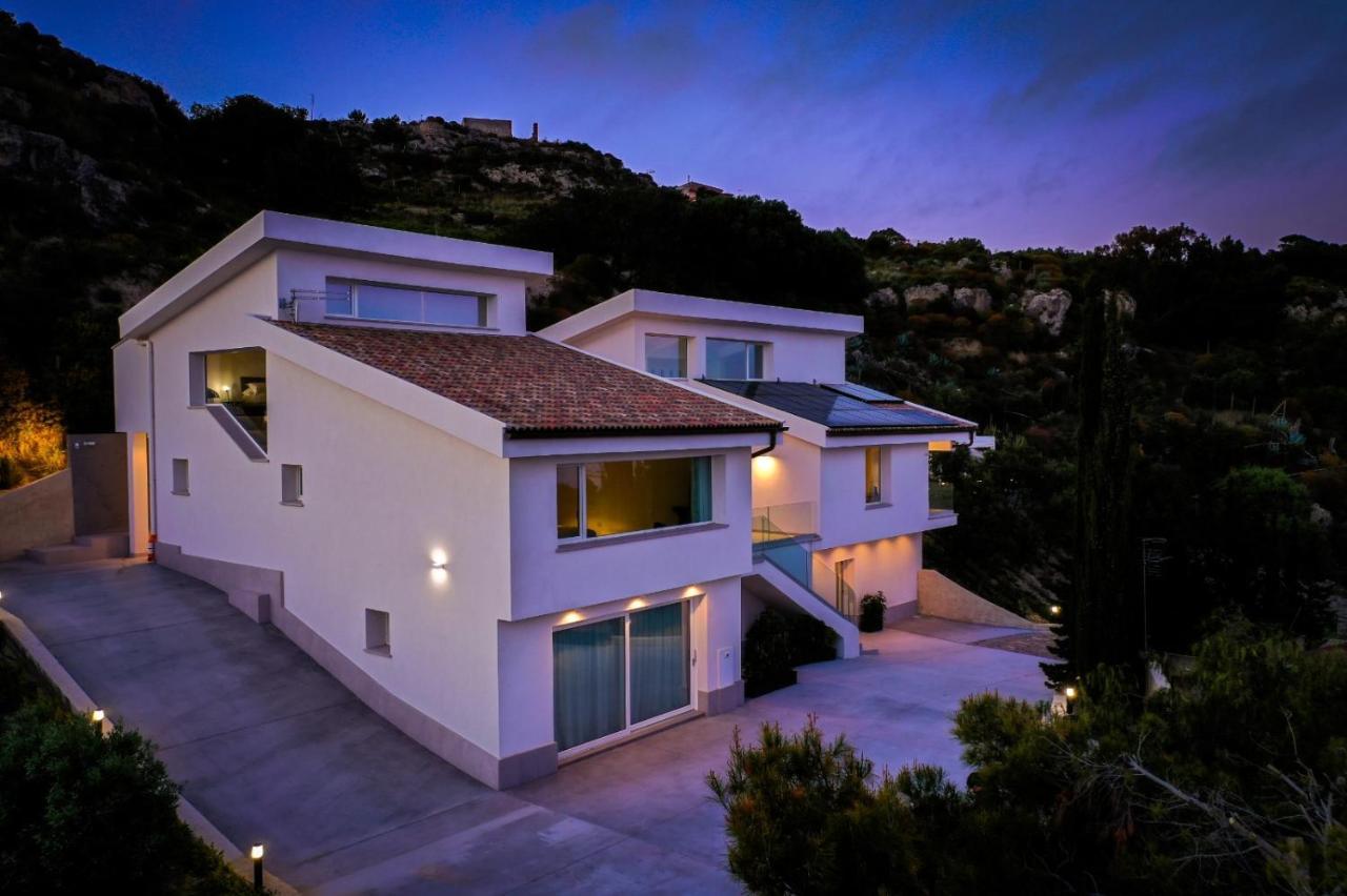 Il Mare Di Giu Boutique Guesthouse Licata Bagian luar foto