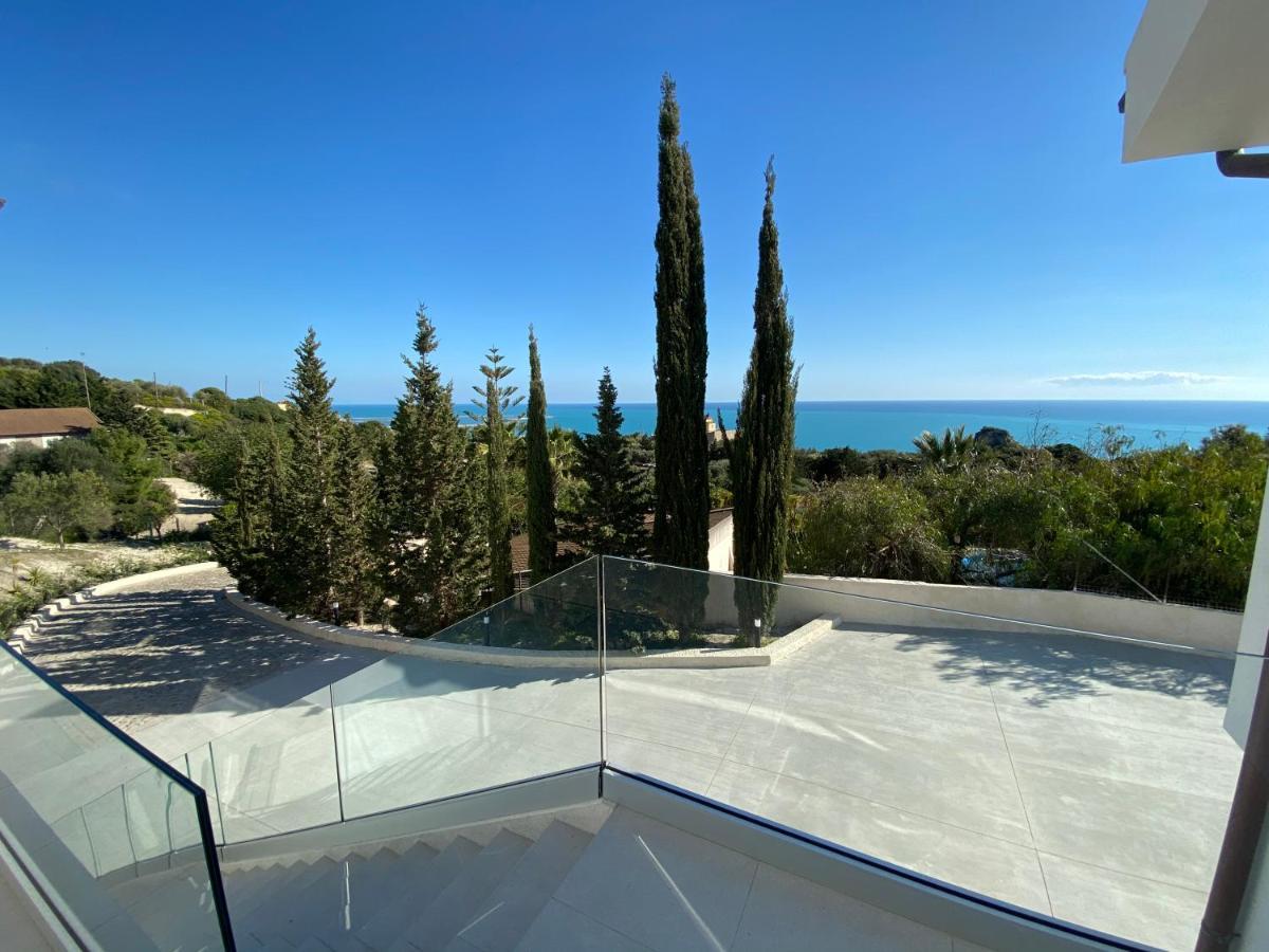 Il Mare Di Giu Boutique Guesthouse Licata Bagian luar foto