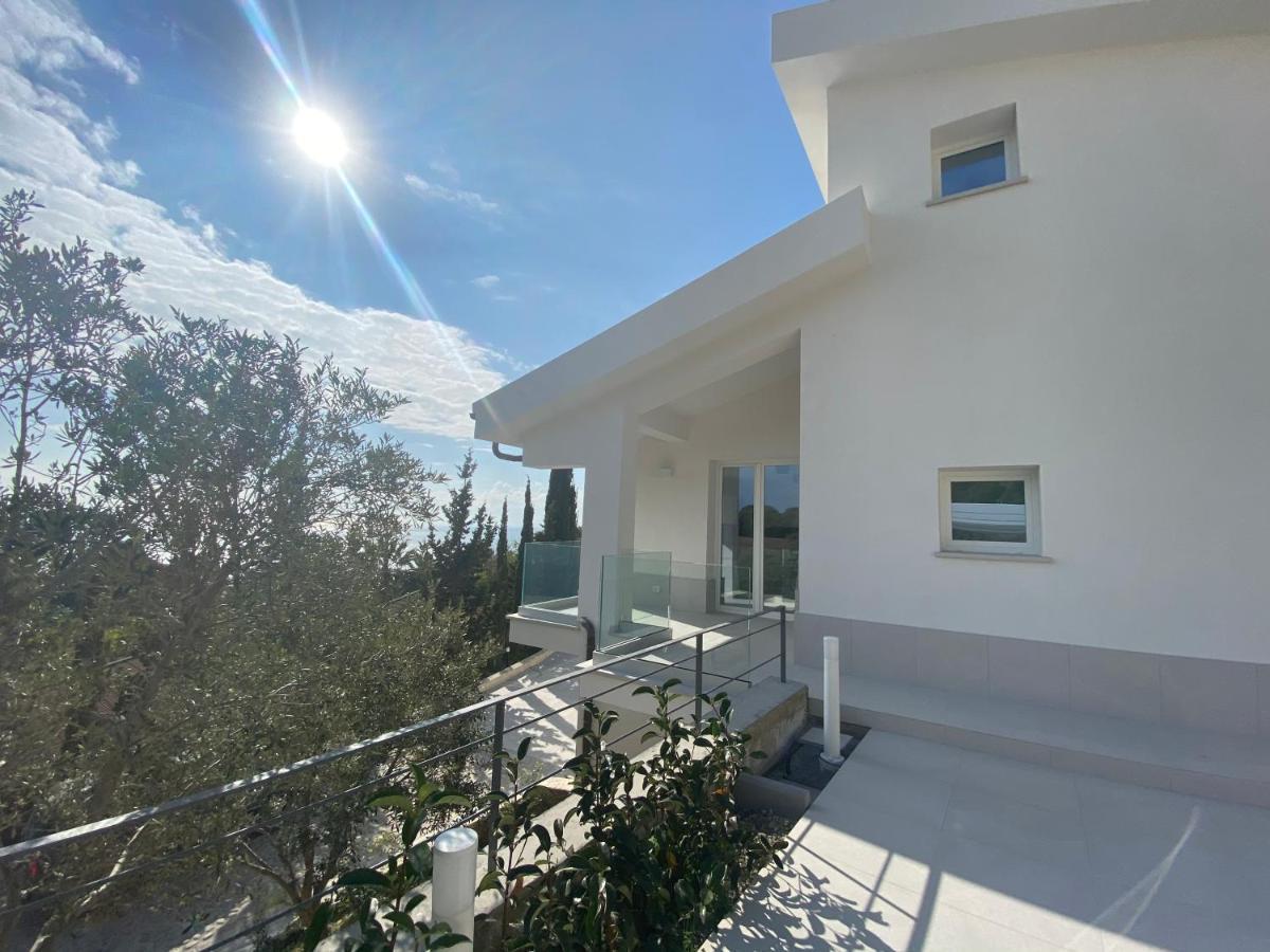 Il Mare Di Giu Boutique Guesthouse Licata Bagian luar foto