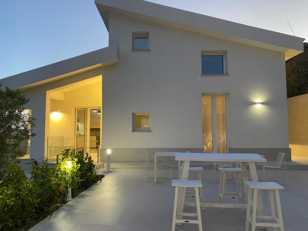 Il Mare Di Giu Boutique Guesthouse Licata Bagian luar foto